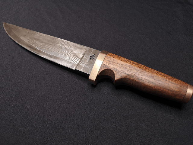 Couteau de chasse 